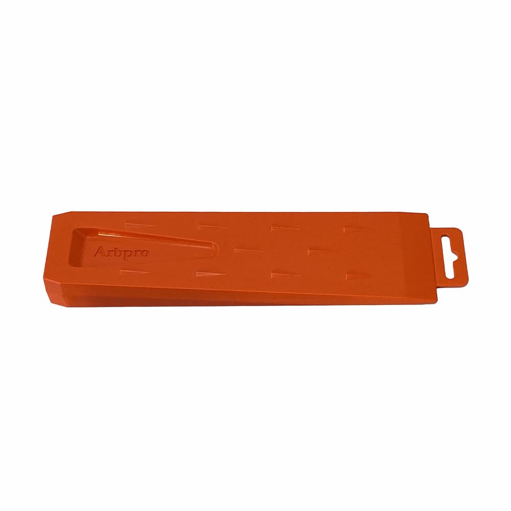Cale d’abattage ArbPro 260 orange, couchée avec trou de préhension sur fond blanc