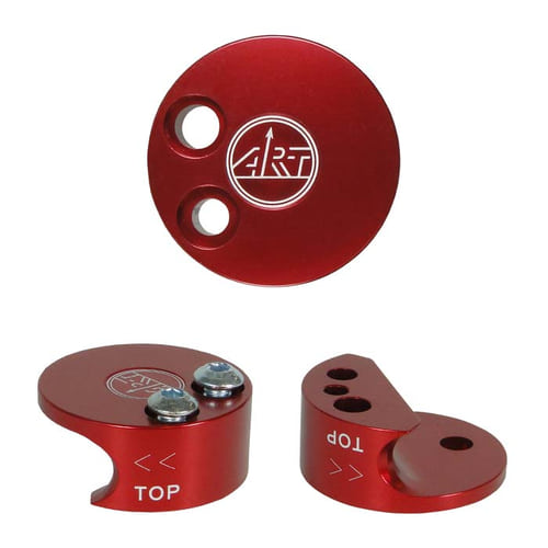 Longeron d’outil LockJack, trois pièces métalliques rouges avec impressions blanches et deux vis, toutes avec le logo ART