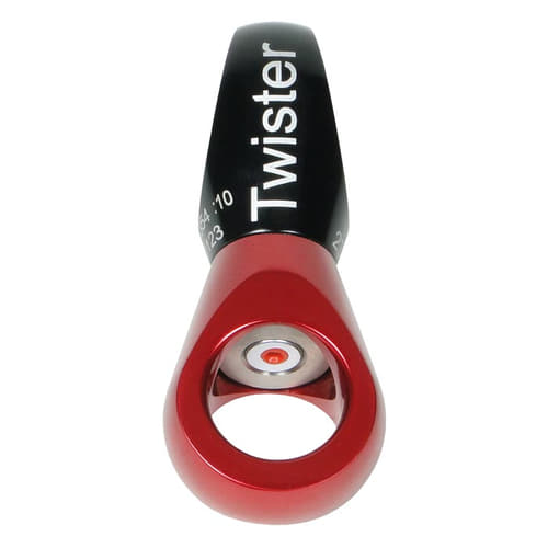 Un mousqueton Twister rouge et noir à l’avant avec aimant visible
