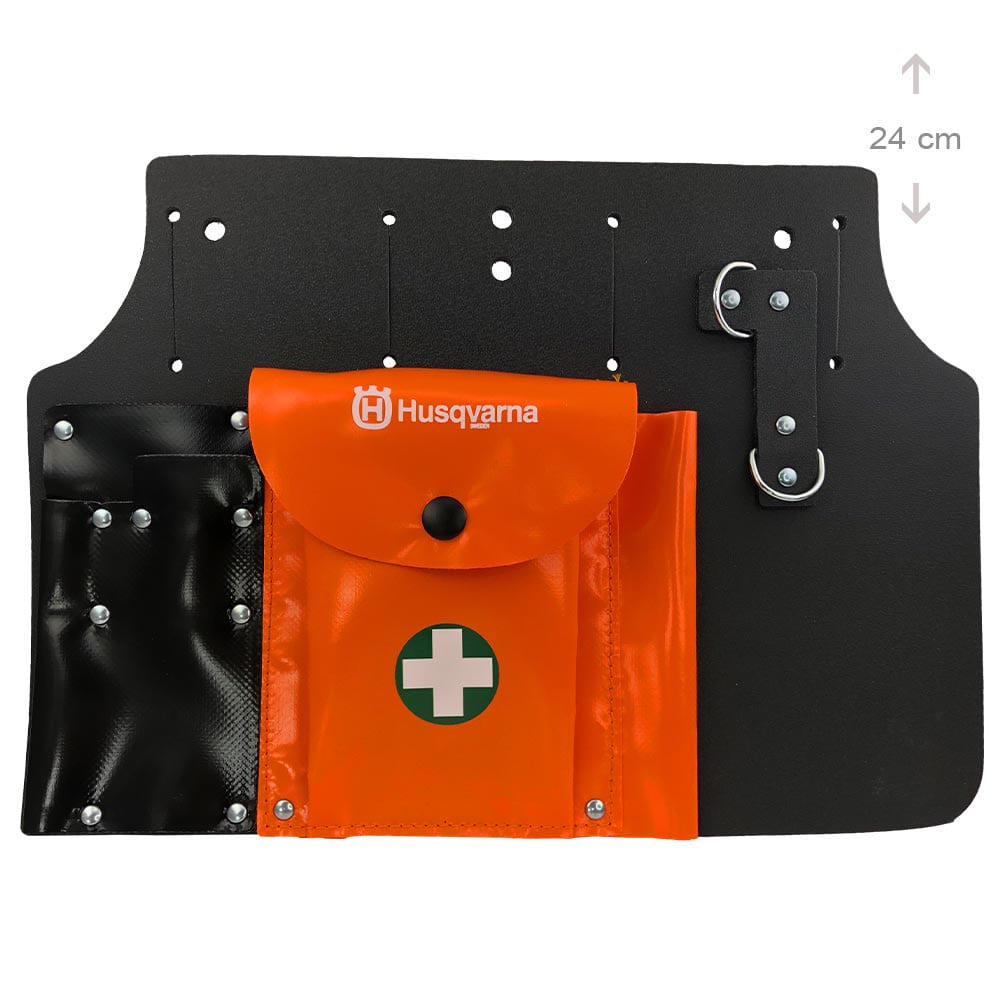 Sac à outils avec compartiment noir et orange, compartiment orange avec logo Husqvarna et croix blanche, panneau arrière noir avec trous et anneaux métalliques