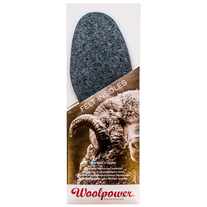 Semelles intérieures en feutre de Woolpower, incrustation en feutre gris avec emballage représentant un mouton et l’inscription « Woolpower Östersund »