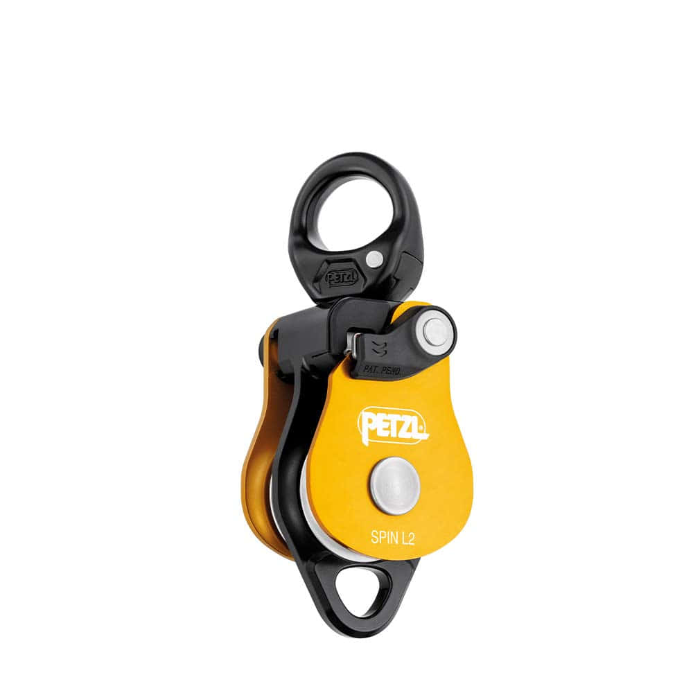 Bloc Petzl Spin L2 avec étui jaune et mousqueton noir en haut et en bas