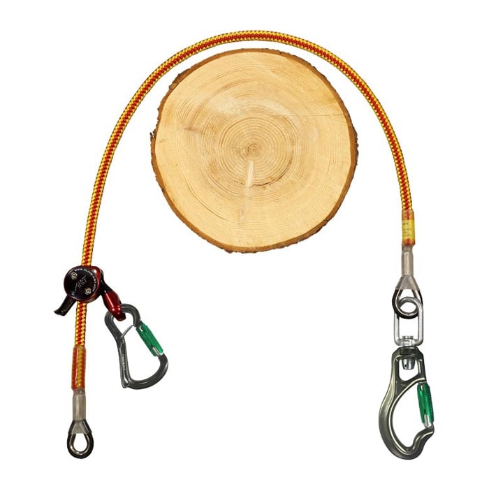 Flex Fly Plus, corde avec mousquetons et poulie, corde rouge et jaune tendue autour d’un anneau de disque en bois