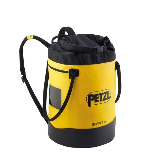 Seau Petzl 45 rond jaune et noir avec deux brides noires et une fermeture à cordon noir sur le dessus