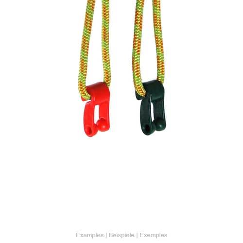 Fast Hook Pack de 3 avec un crochet de couleur rouge et un crochet vert, chacun suspendu à des cordes jaunes