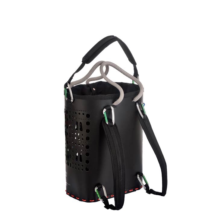 ropeBUCKET 50 seau noir avec poignées en corde grise et bandoulière noire avec mousquetons verts