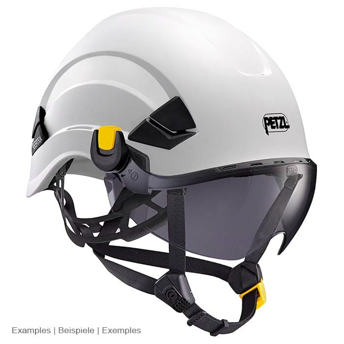 Casque Petzl Vertex blanc avec Vizir Shadow gris et clips jaunes, mentonnière et attaches noires