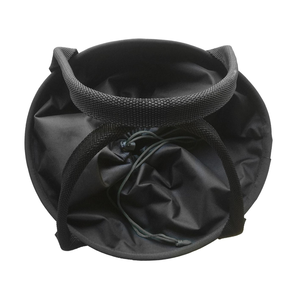 Sac Pro 250 noir vu par le haut avec compartiment principal ouvert et fermeture à cordon de serrage, deux poignées de transport visibles