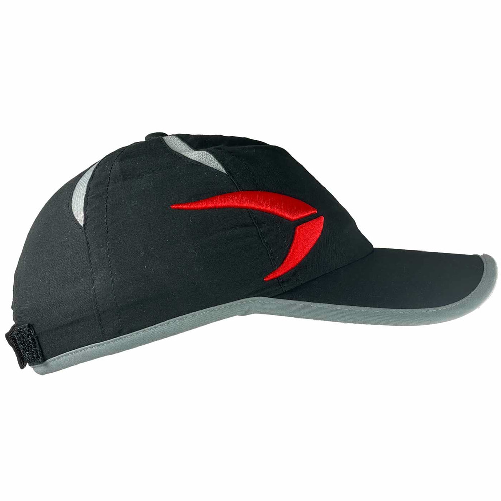 PFANNER® Capuchon noir avec détails gris et logo rouge sur le côté