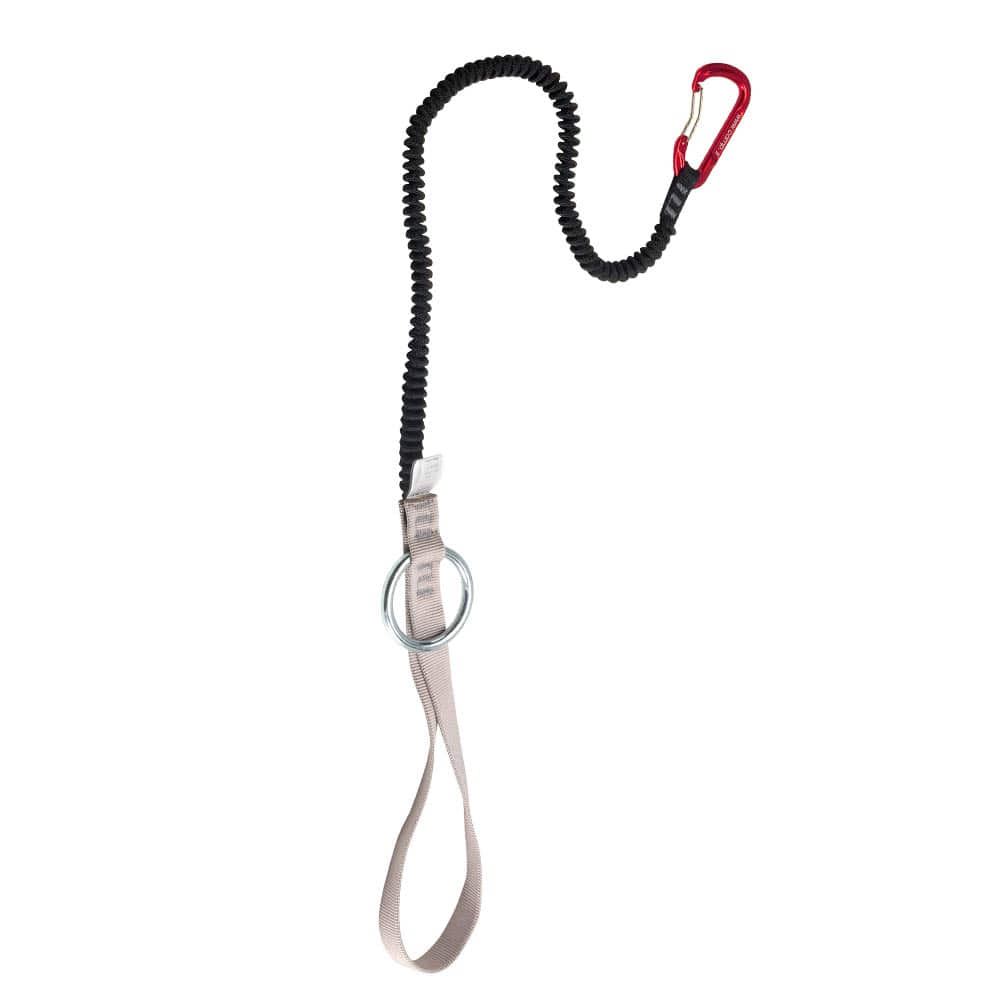 Scie avec corde élastique noire, sangle grise avec anneau métallique et mousqueton rouge