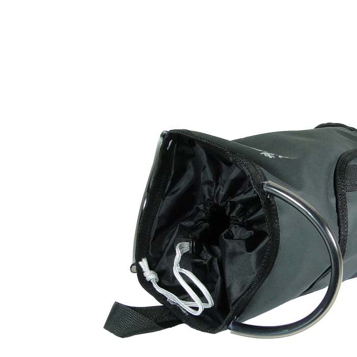 Vue de dessus du DMM Tool Bag 6 avec intérieur ouvert et fermeture par cordon de serrage