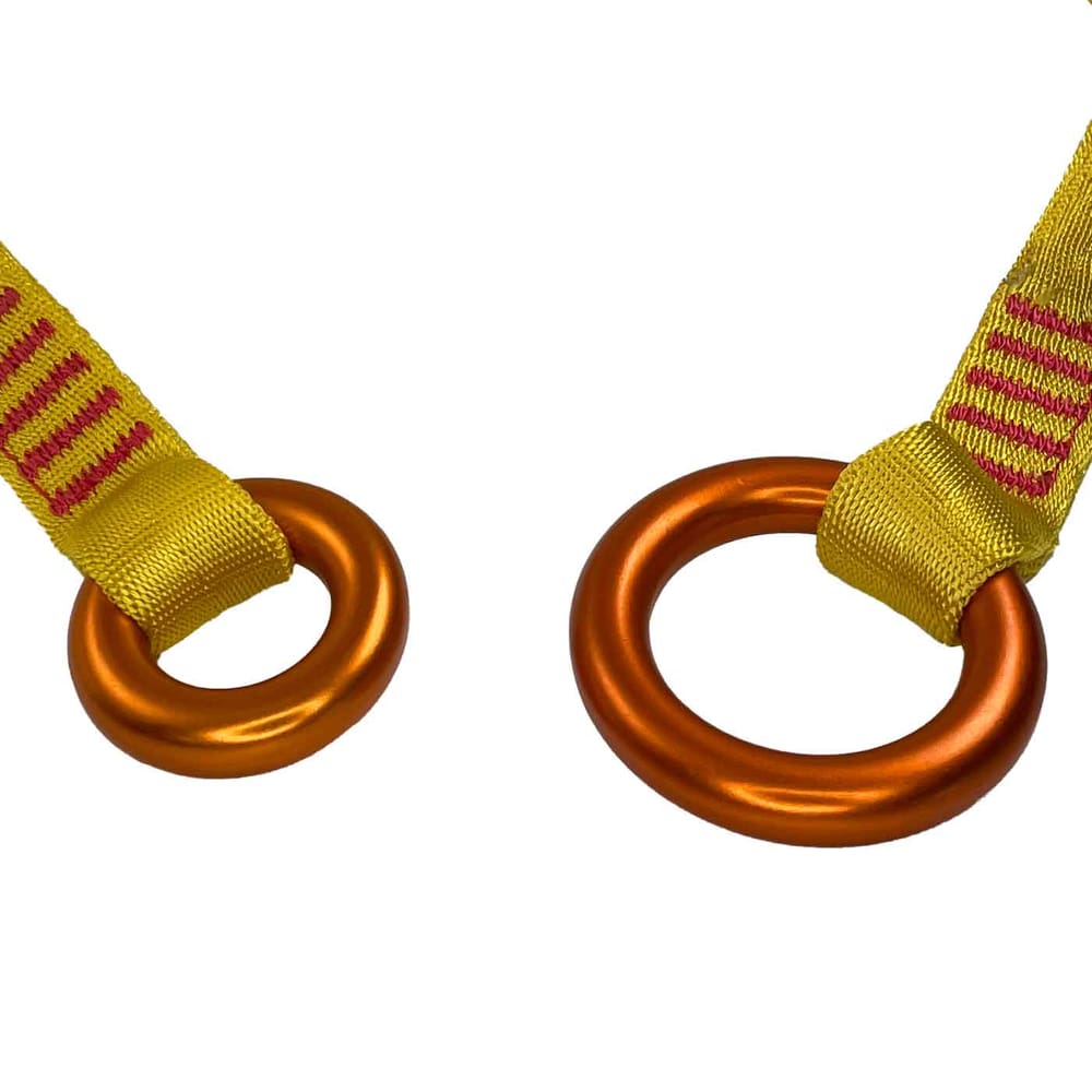 Tree Fork 90, gros plan des deux anneaux métalliques orange attachés aux extrémités de la boucle jaune