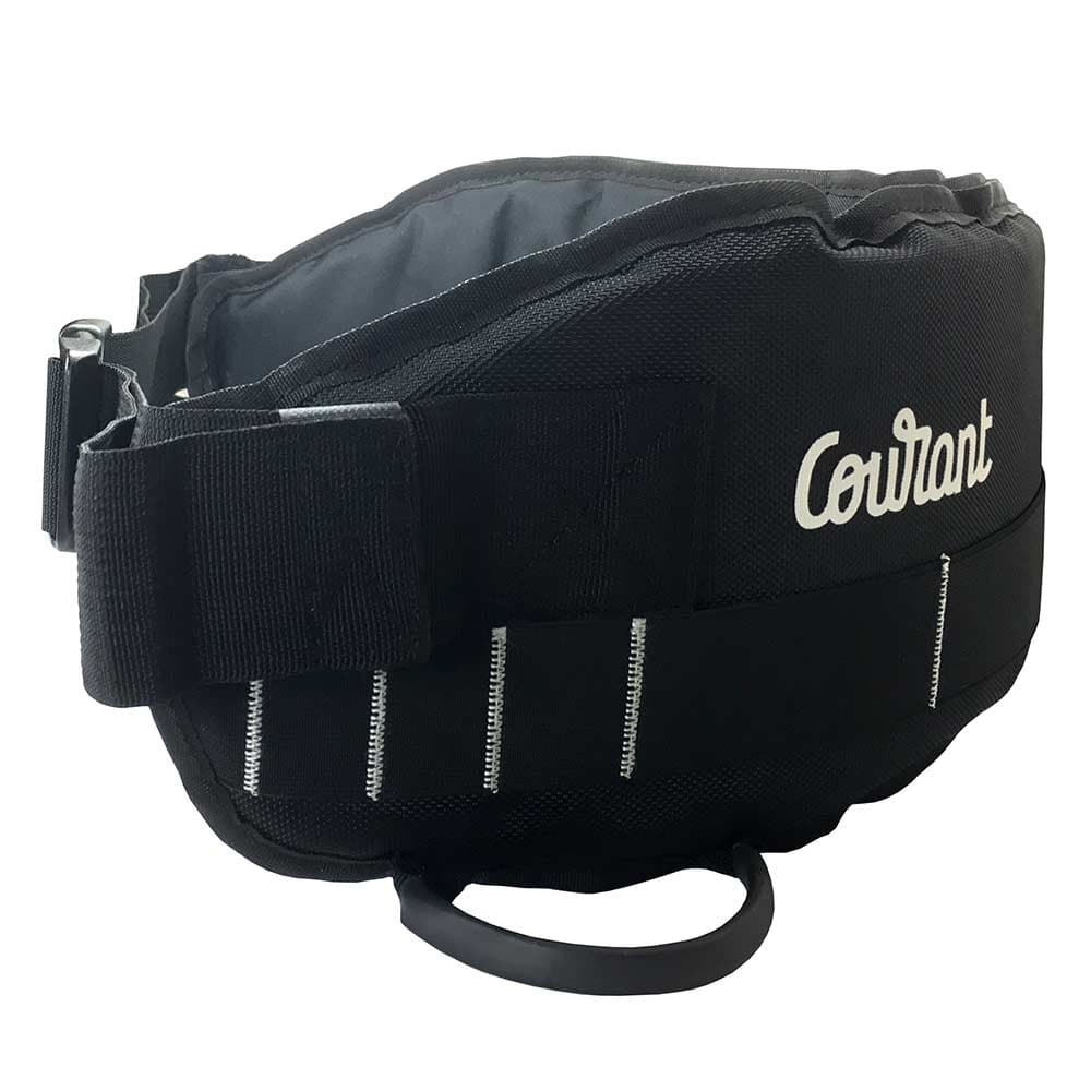 Ceinture croisée noire avec surpiqûres blanches et inscription « Courant » d’un point de vue latéral, fabricant non visible