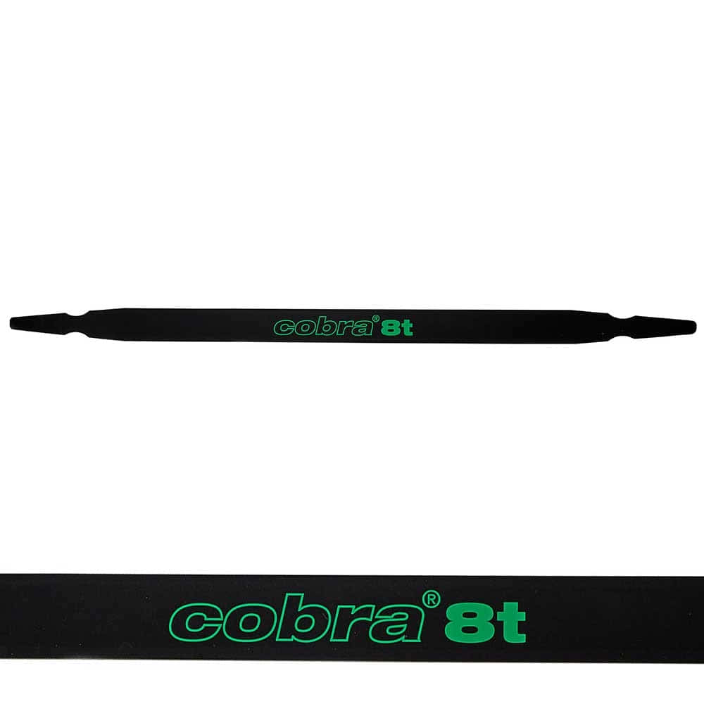 Bande d’écartement Cobra 8 T noire avec lettrage vert « COBRA 8T »