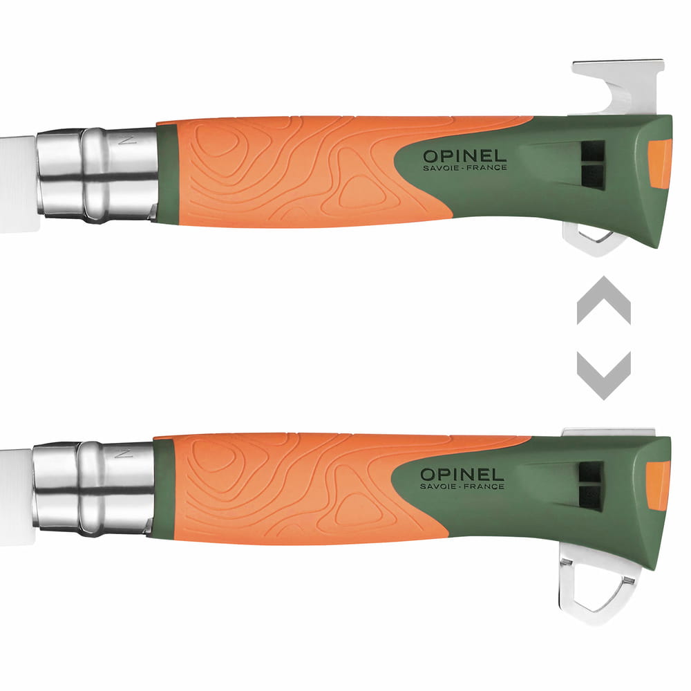 Deux couteaux Opinel N°12 Explore côte à côte avec lames partiellement déployées, manches orange et vert avec motif, fabricant Opinel