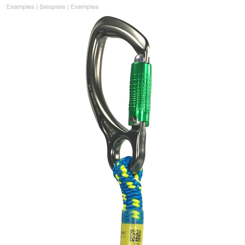 Mousqueton à œil captif avec capuchon à vis vert avec corde bleue et jaune attachée sur fond blanc
