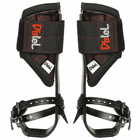 Distel Carbon 3.1 Classic de Distel, paire de rails en carbone noir avec surpiqûres rouges et grandes sangles velcro avec logo Distel, sangles de pied avec boucles