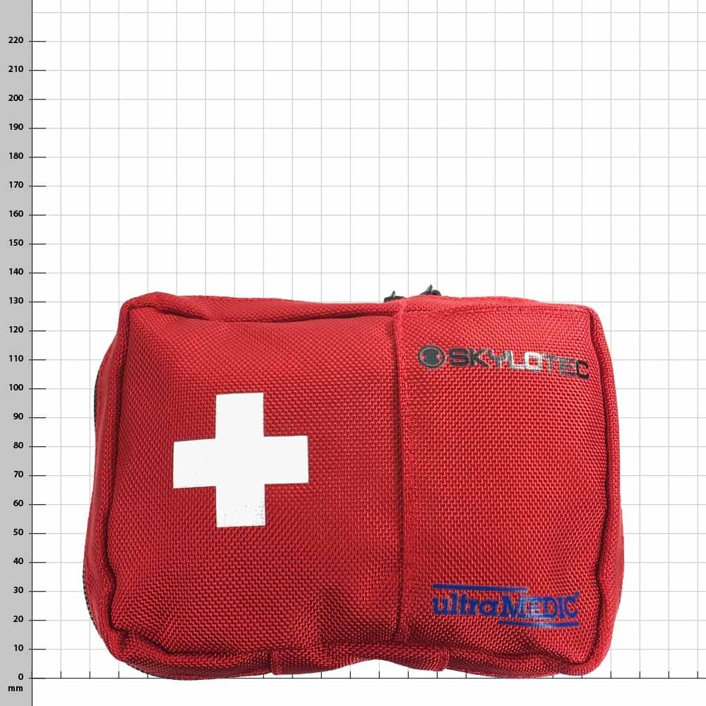 Trousse de premiers secours de Skylotec en rouge avec croix blanche et logos de Skylotec et UltraMedic sur le devant, forme rectangulaire en tissu robuste
