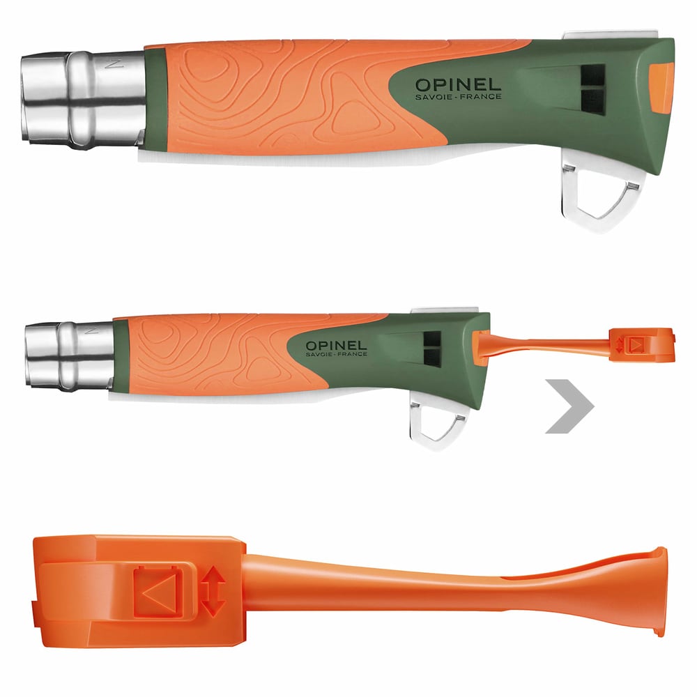 Deux couteaux Opinel N°12 Explore côte à côte, manches orange et vert avec motif, un couteau rallongé avec outil orange, fabricant Opinel