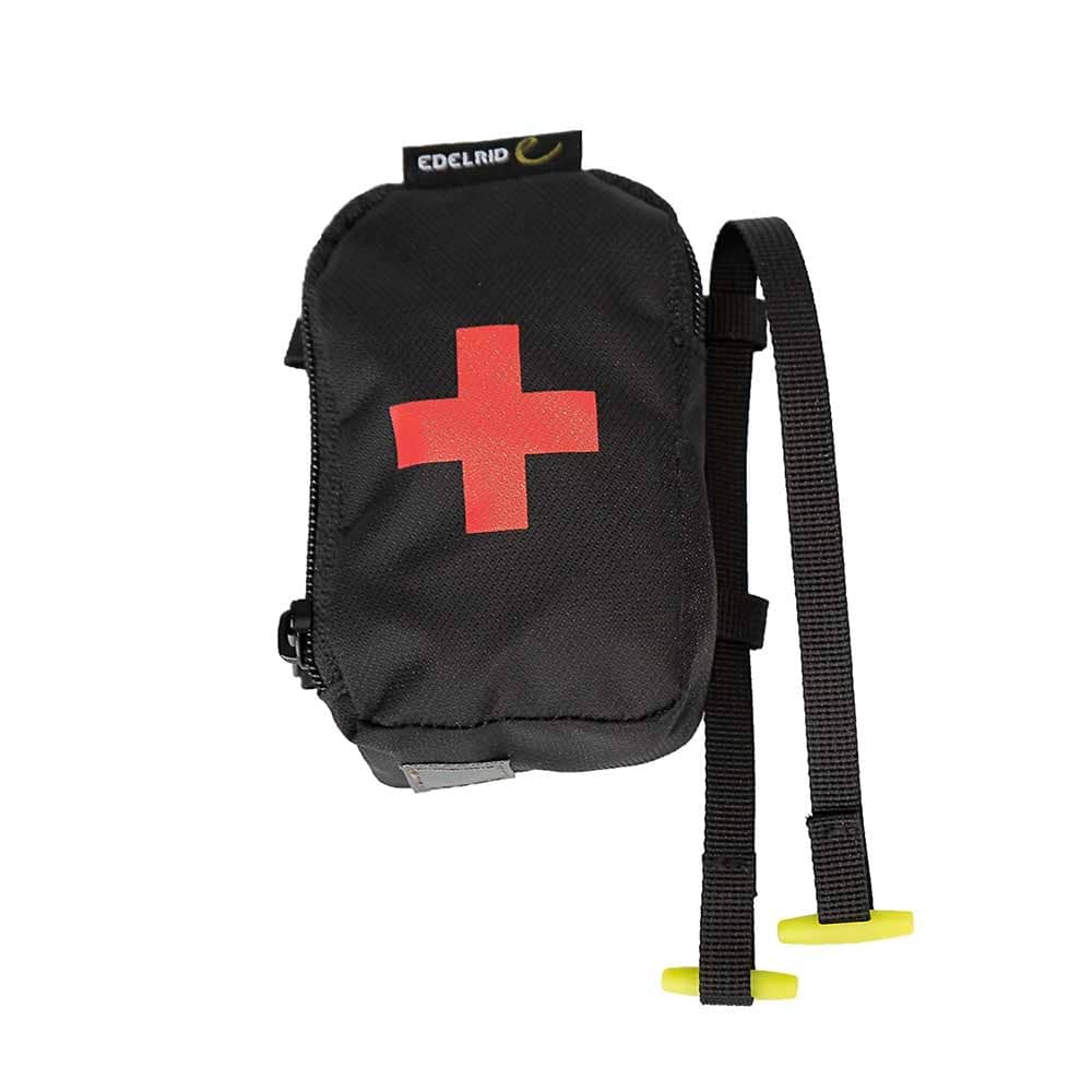 Trousse de premiers soins TreeRex d’Edelrid, sac noir avec croix rouge et deux sangles noires avec extrémités jaunes