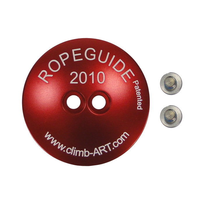 Couvercle RopeGuide 2010, couvercle rond rouge avec deux trous, inscription blanche « ROPEGUIDE 2010 Patented www.climb-ART.com » et deux petites vis argentées à côté