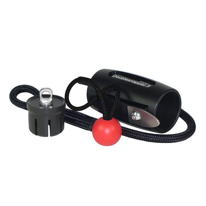 DoubleSnapper 3 noir avec boule rouge et cordon noir, nom du produit visible sur le boîtier