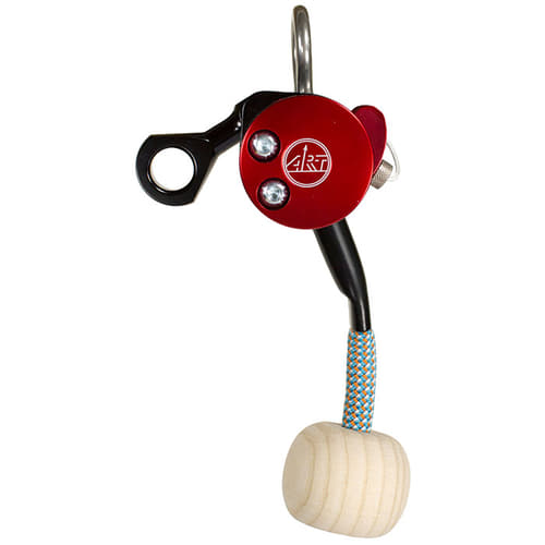 LockJack 2 Base de l’aire de jeux avec boîtier en métal rouge et noir, poignée en bois sur corde, levier rouge et mousqueton