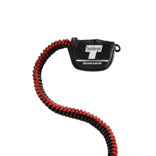 Détail de l’étiquette noire avec le logo Teufelberger et l’inscription « TOGETHER IN MOTION » sur la longe de l’outil antiSHOCK