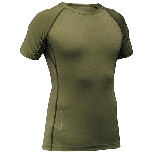 Chemise en mérinos-Tencel vert olive à manches courtes et col rond, fabricant Pfanner visible sur le bord inférieur gauche