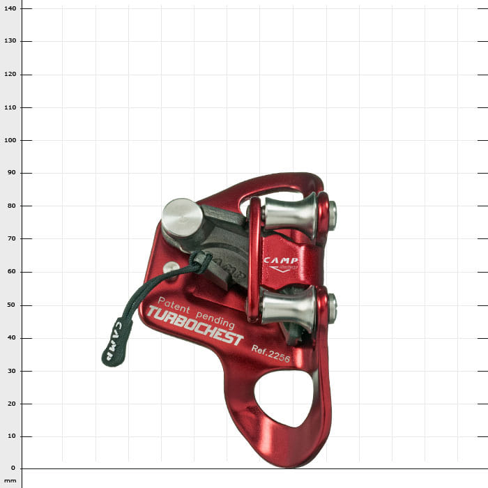 Systèmes 3A L, composant métallique rouge avec inscription « TURBOCHEST » et « CAMP » sur fond blanc avec dimensions