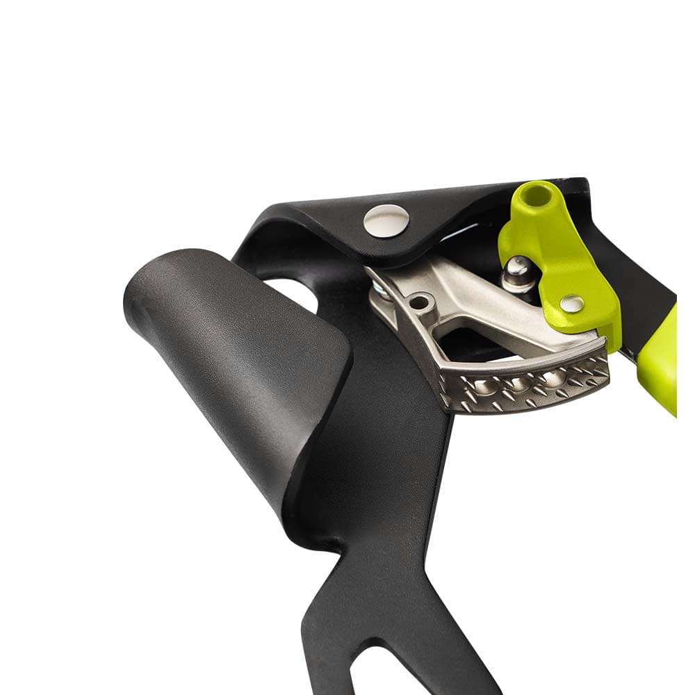 Hand Cruiser R Gros plan de la poignée noire et verte avec mécanisme métallique visible et couvercle de protection