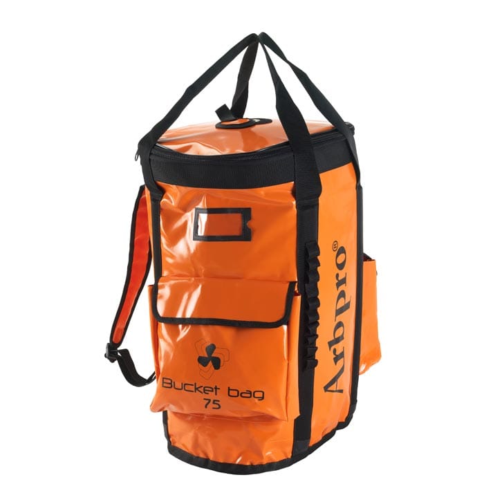 Sac à dos seau 75 d’Arbpro en orange avec bord noir, poignées de transport, bretelles et poche avant avec rabat