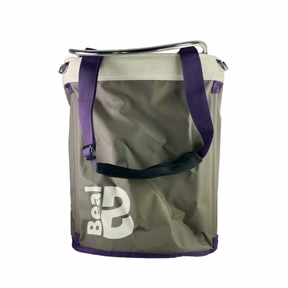 Genius Tool Bucket 2, sac gris avec bretelles violettes et liseré blanc, sur le devant le logo « Beal » en blanc
